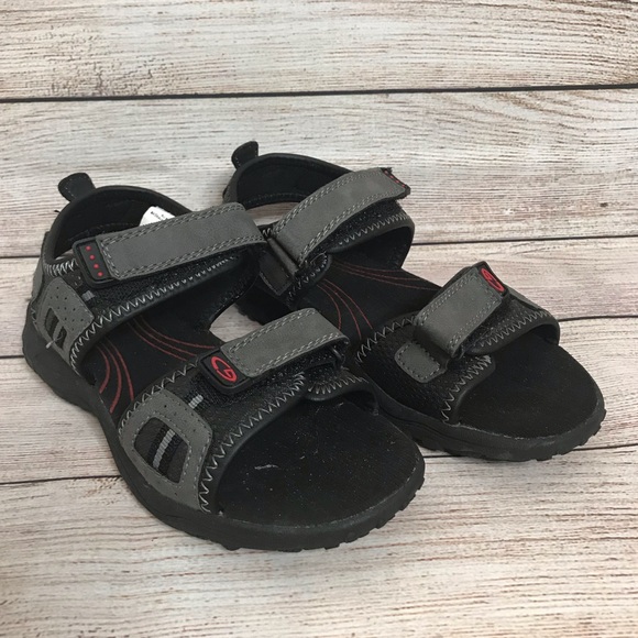 boys outdoor sandals